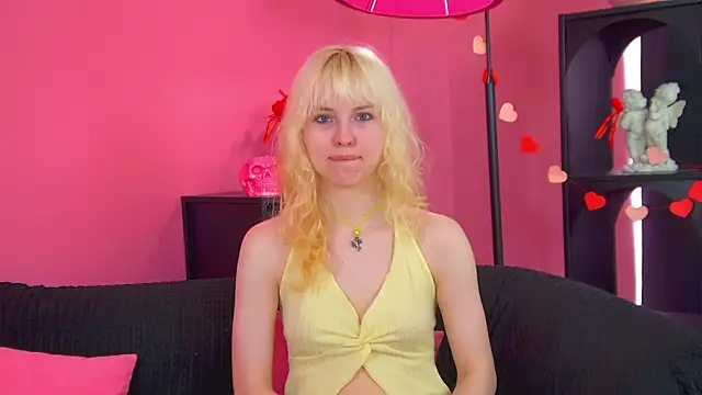 HannahHollis online show from 20, 6, 2026