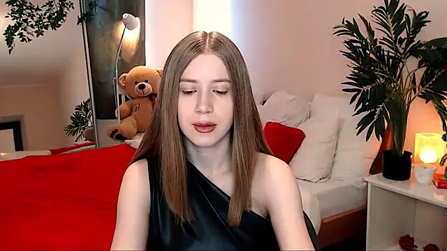 Snapshot of cheeky_chick chatting on 26, 5, 2026 cheeky chick online show from 26, 5, 2026