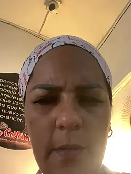 Snapshot of tyraba chatting on 10, 4, 2026 tyraba online show from 10, 4, 2026