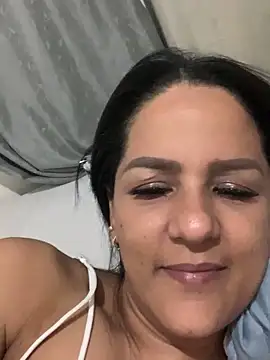 Snapshot of tyraba chatting on 21, 4, 2026 tyraba online show from 21, 4, 2026