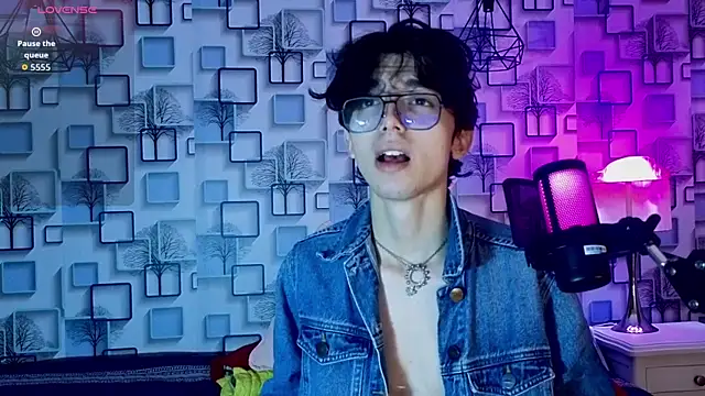 Snapshot of Twink_Sebas7 chatting on 6, 5, 2026 Twink Sebas7 online show from 6, 5, 2026