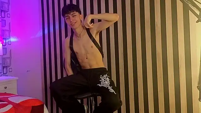Snapshot of Twink_Sebas7 chatting on 29, 5, 2026 Twink Sebas7 online show from 29, 5, 2026