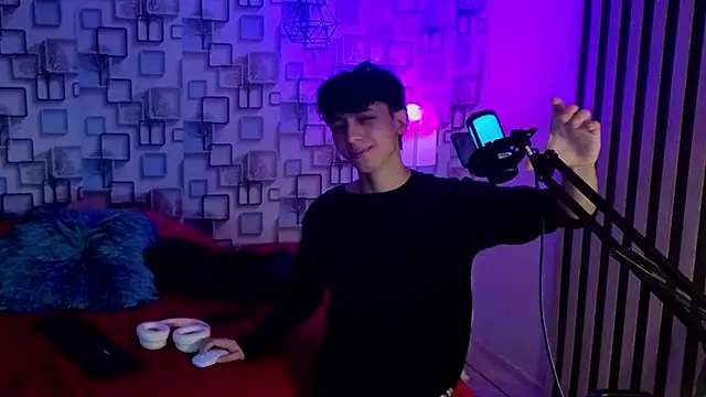Snapshot of Twink_Sebas7 chatting on 20, 6, 2026 Twink Sebas7 online show from 20, 6, 2026