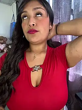 Snapshot of Simplemente_Aurora chatting on 6, 5, 2026 Simplemente Aurora online show from 6, 5, 2026