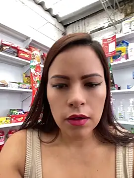 MIA ROSSEEE online show from 5, 5, 2026