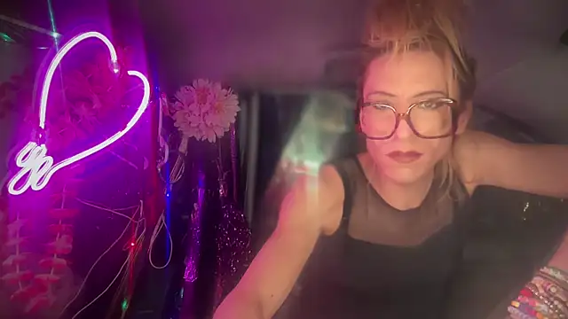 TgirlBrat online show from 24, 5, 2026