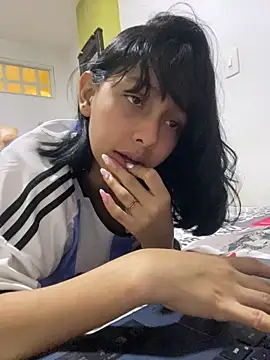 Snapshot of xoxo_anny chatting on 17, 4, 2026 xoxo anny online show from 17, 4, 2026