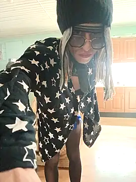 NikaKisa123 online show from 9, 4, 2026