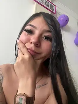 Snapshot of sweett_sophie1 chatting on 15, 5, 2026 sweett sophie1 online show from 15, 5, 2026