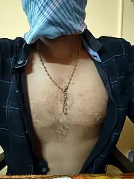 Snapshot of bullhottamil chatting on 11, 4, 2026 bullhottamil online show from 11, 4, 2026