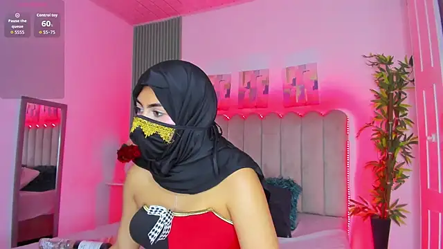 Layla amirah online show from 5, 5, 2026