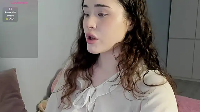 Snapshot of ChloeBlisss chatting on 21, 4, 2026 ChloeBlisss online show from 21, 4, 2026