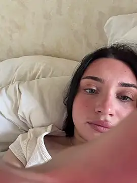 LucyHotty  online show from 21, 5, 2026