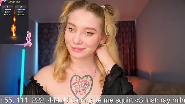 Snapshot of AliceMilr chatting on 26, 6, 2026 AliceMilr online show from 26, 6, 2026