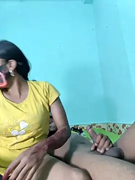 Hot-Couple4 online show from 8, 5, 2026
