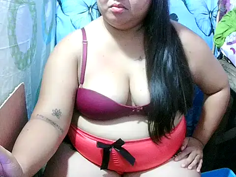 Snapshot of lovebir_26 chatting on 28, 7, 2026 lovebir 26 online show from 28, 7, 2026