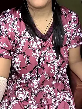 Snapshot of Tamilmoon006 chatting on 8, 5, 2026 Tamilmoon006 online show from 8, 5, 2026