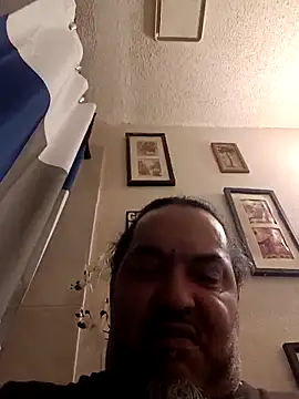 MrBustNut2026 online show from 20, 4, 2026