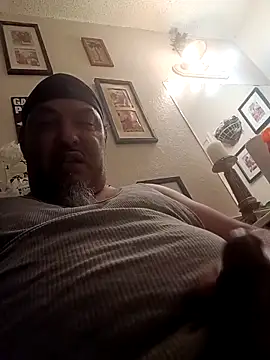 MrBustNut2026 online show from 24, 4, 2026