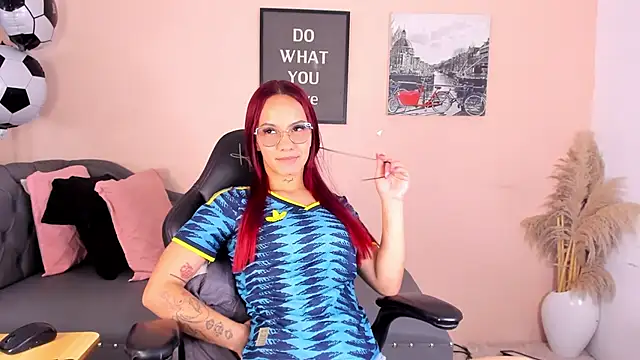 Snapshot of _MaryAnn chatting on 17, 6, 2026 MaryAnn online show from 17, 6, 2026