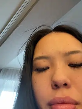 Snapshot of ikirkira chatting on 18, 5, 2026 ikirkira online show from 18, 5, 2026
