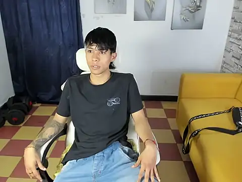 Snapshot of orrduz06 chatting on 11, 4, 2026 orrduz06 online show from 11, 4, 2026