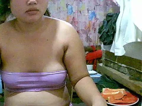 Snapshot of asian_faith1 chatting on 27, 5, 2026 asian faith1 online show from 27, 5, 2026