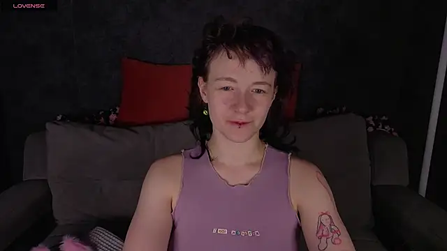 Snapshot of Ricki_Bloom chatting on 13, 6, 2026 Ricki Bloom online show from 13, 6, 2026