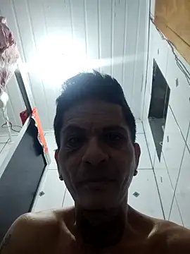 Snapshot of elchamogabotiktok chatting on 23, 5, 2026 elchamogabotiktok online show from 23, 5, 2026