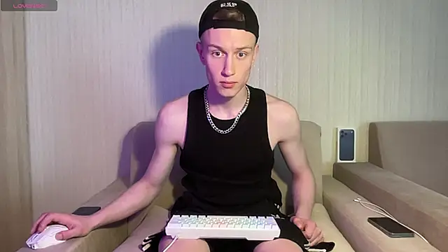 Snapshot of Travis_Gracile chatting on 3, 5, 2026 Travis Gracile online show from 3, 5, 2026