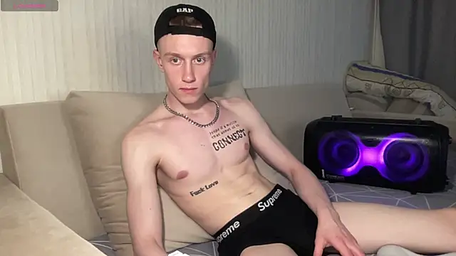 Snapshot of Travis_Gracile chatting on 14, 5, 2026 Travis Gracile online show from 14, 5, 2026