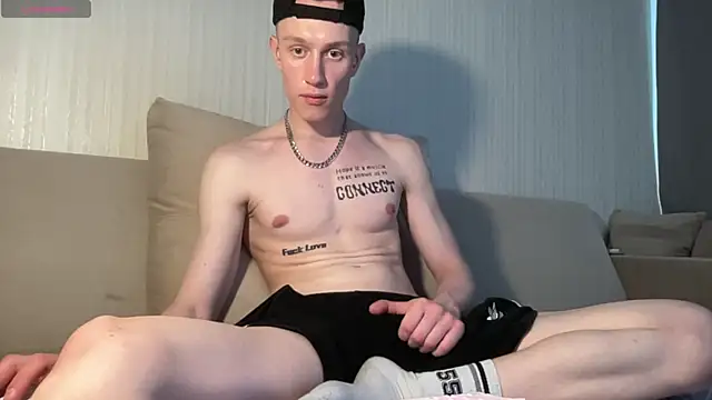 Snapshot of Travis_Gracile chatting on 15, 5, 2026 Travis Gracile online show from 15, 5, 2026