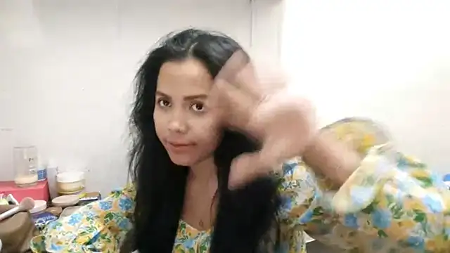 Snapshot of LiliyanaS chatting on 11, 4, 2026 LiliyanaS online show from 11, 4, 2026