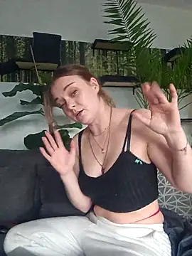 AliceLiddle  online show from 19, 4, 2026