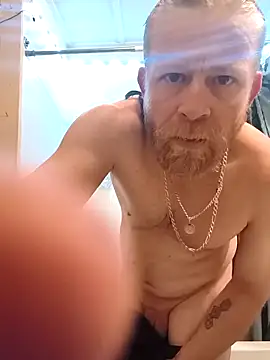 2hot2fun online show from 10, 4, 2026