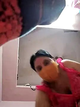Snapshot of Tamilaunty35 chatting on 11, 5, 2026 Tamilaunty35 online show from 11, 5, 2026