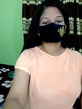 Snapshot of black-woman chatting on 24, 5, 2026 black-woman online show from 24, 5, 2026