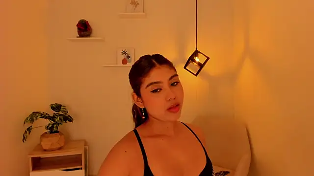 Mallory Lee online show from 28, 6, 2026