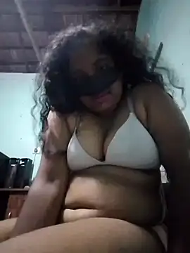 Snapshot of nisani_madusha chatting on 21, 4, 2026 nisani madusha online show from 21, 4, 2026