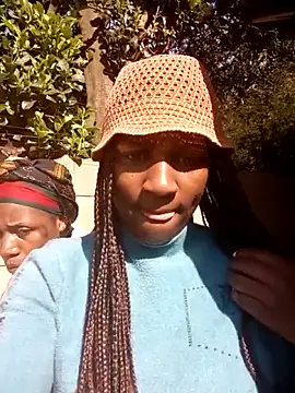 Snapshot of DimpleQueen_01 chatting on 7, 6, 2026 DimpleQueen 01 online show from 7, 6, 2026