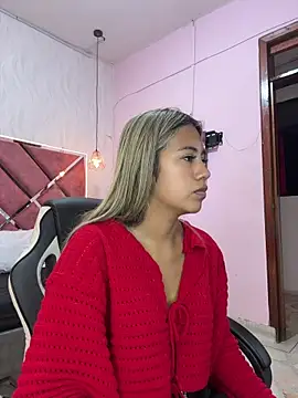 Snapshot of Kimmiebellarie chatting on 21, 4, 2026 Kimmiebellarie online show from 21, 4, 2026
