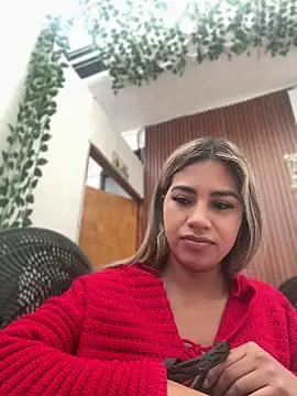 Snapshot of Kimmiebellarie chatting on 27, 5, 2026 Kimmiebellarie online show from 27, 5, 2026