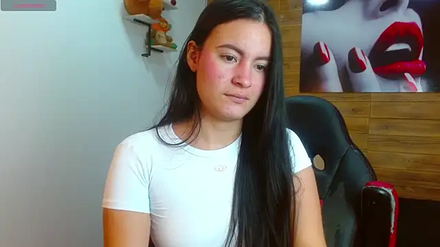 Snapshot of rosaleia_ chatting on 19, 5, 2026 rosaleia online show from 19, 5, 2026