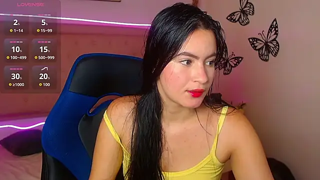 Snapshot of rosaleia_ chatting on 28, 5, 2026 rosaleia online show from 28, 5, 2026