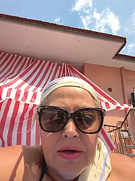 Sessoinomane online show from 24, 6, 2026