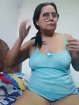 Snapshot of PienCanela chatting on 14, 7, 2026 PienCanela online show from 14, 7, 2026