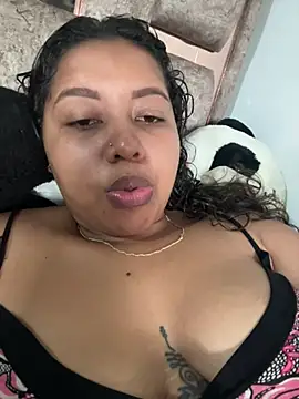 Snapshot of Ninibella chatting on 15, 6, 2026 Ninibella online show from 15, 6, 2026