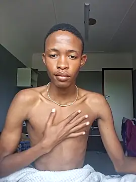 Snapshot of youngAndReckles chatting on 11, 4, 2026 youngAndReckles online show from 11, 4, 2026