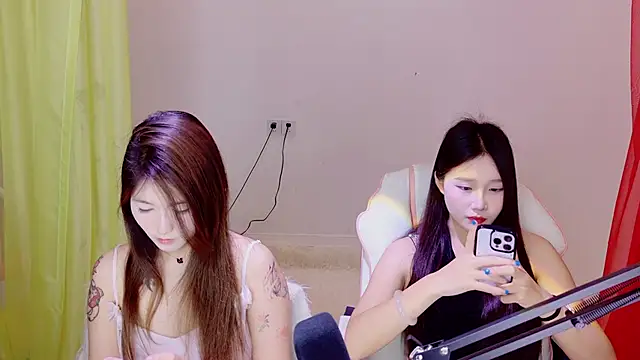 Snapshot of Xiongchumo1120 chatting on 26, 4, 2026 Xiongchumo1120 online show from 26, 4, 2026