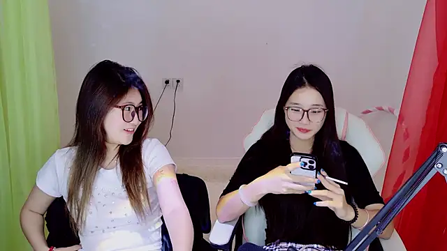 Snapshot of Xiongchumo1120 chatting on 15, 5, 2026 Xiongchumo1120 online show from 15, 5, 2026